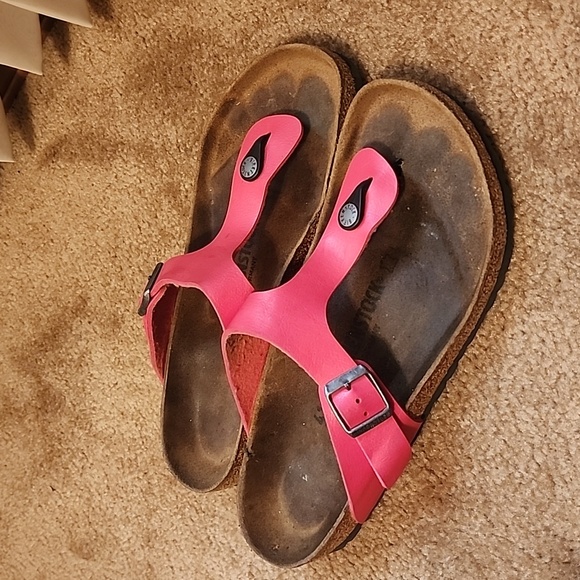 Birkenstock Shoes - Birkenstock Gizeh Leather Sandals Size 41 W10/M8